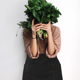 Kichvoe Denim Waist Apron with 3 Pockets Short Serving Aprons Half Waiter Waitress Workwear Restaurant Gardening Half Apron for Women Men Home Kitchen Restaurant (Black)