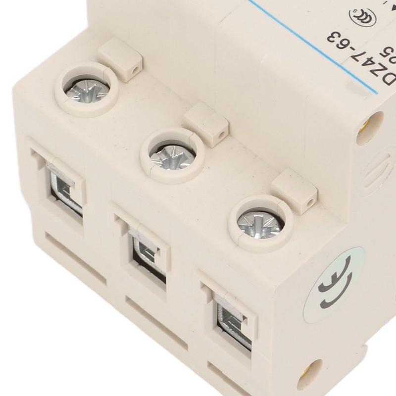 Miniature Circuit Breaker Flame Retardant Housing 3P Automatic Circuit Breaker