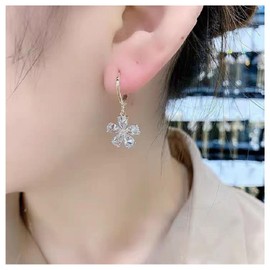 Allereya Vintage Crystal Flower Dangle Earrings Rhinestone Flower Hoop Earrings Clear Flower Drop Earrings Gold CZ Hoop Huggie Earrings Jewellery for Women and Girls (White)