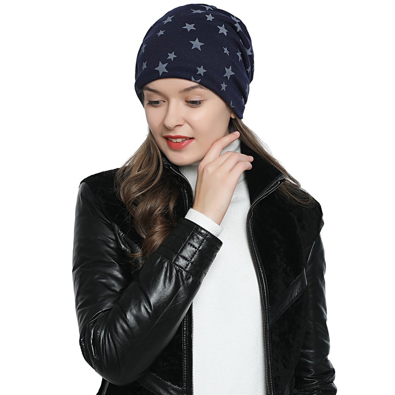 DonDon Slouch Beanie hat Women Winter hat lined with stars