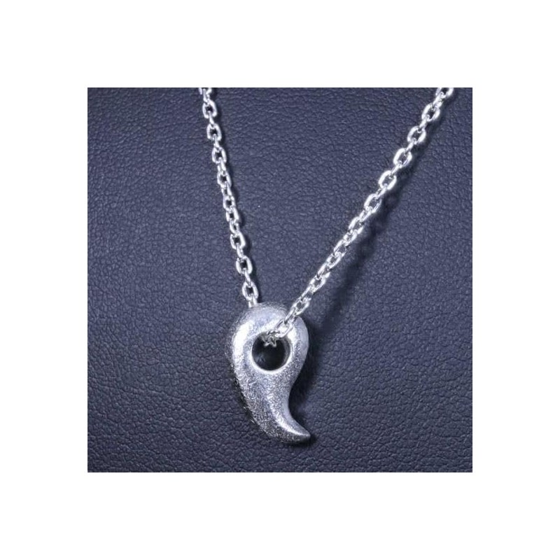 Ryuzu 950 Silver Men’s Three Sacred Treasures Pendant, Yashakui Magatama