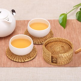 Yiter Coasters, 10 cm/4 Inch Handmade Drink Coasters Set of 6 with Holder, Heatproof Rattan Coasters for Cups, Round Coasters for Home Decor