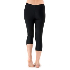 Undercover Waterwear Women’s Swim Leggings Athletic Capris- UV Protection Cover Up Swim Tights- Plus Size Too (Black, 1x-Large)