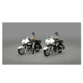 DCD Limited Edition 4-Piece 1/64 Scale Diecast Figure Set 'Highway Patrol' 2 Figures 2 Motorcycles 3600 Pieces Worldwide Metal