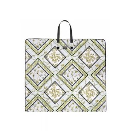 VICTORIA'S SECRETGraphic Fold-and-Pack Blanket