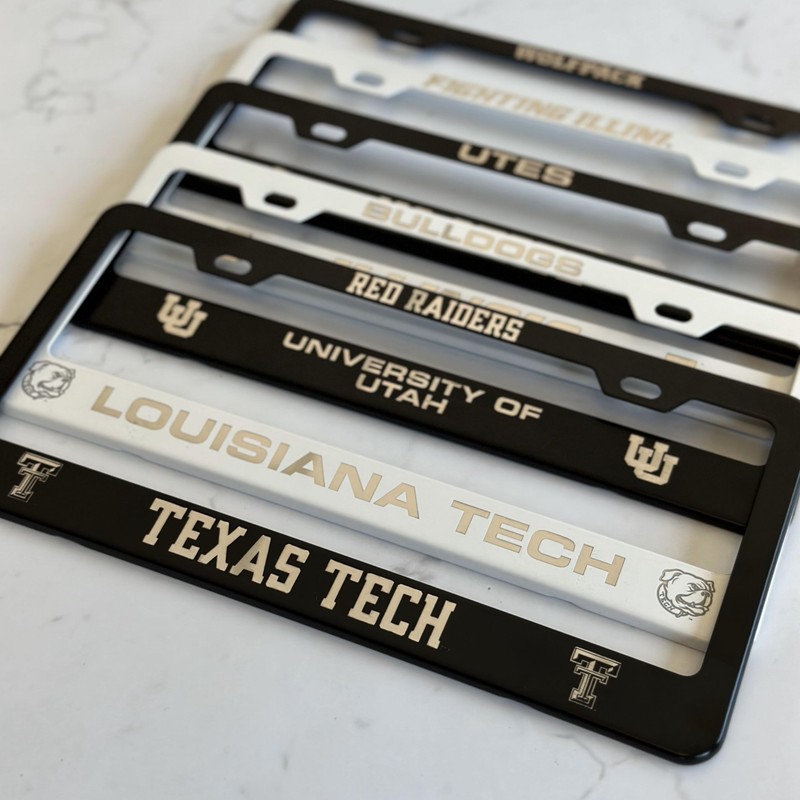 Willis Texas Car Metal License Plate Frame Retro Design