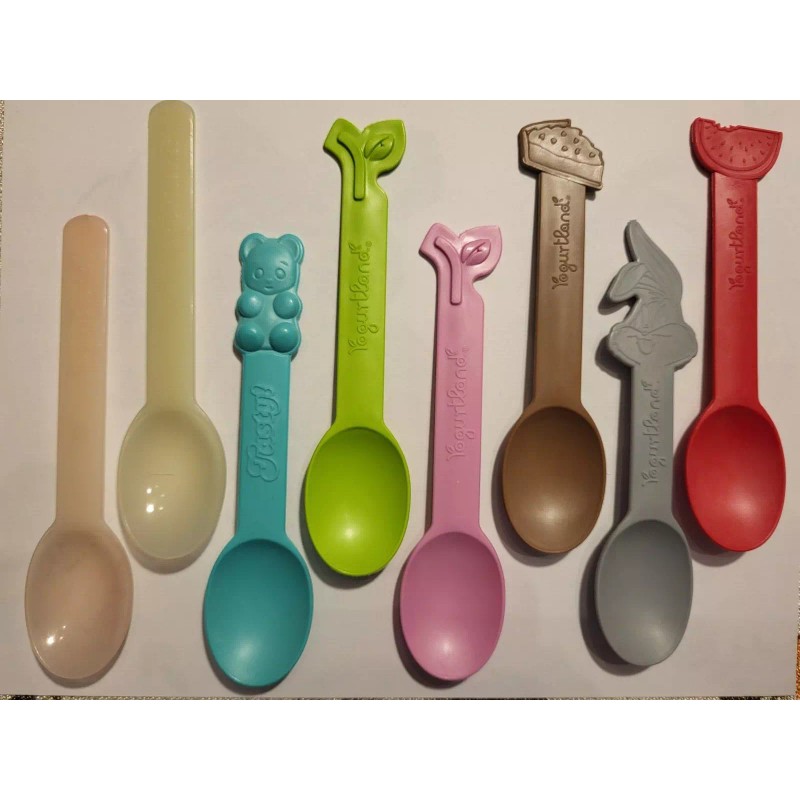 Yogurtland 8 Yogurtland Assorted Spoons