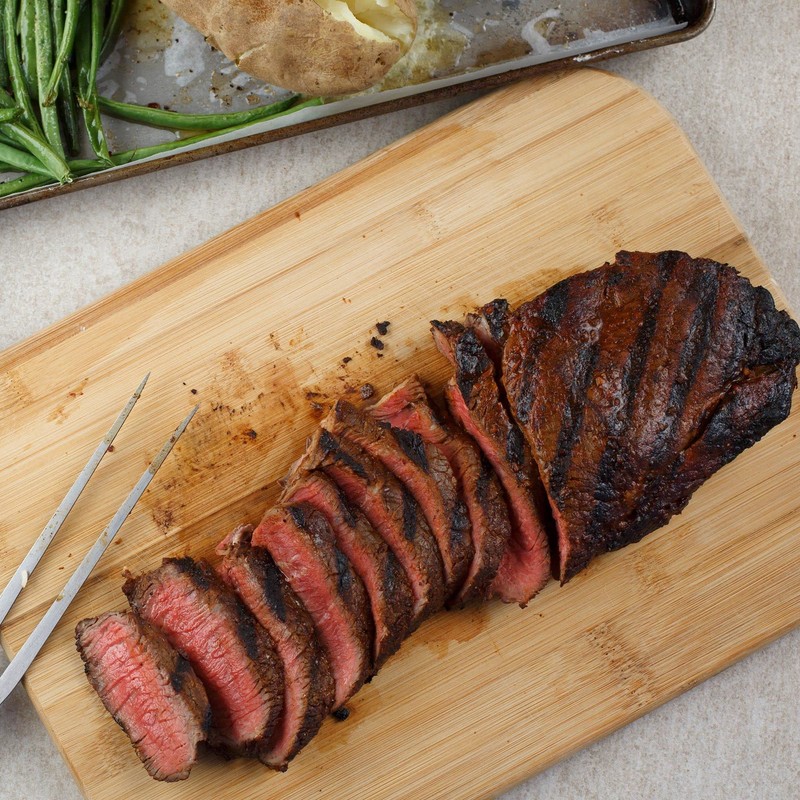 Lawry's Signature Steakhouse with Garlic, Onion & Red Bell Pepper