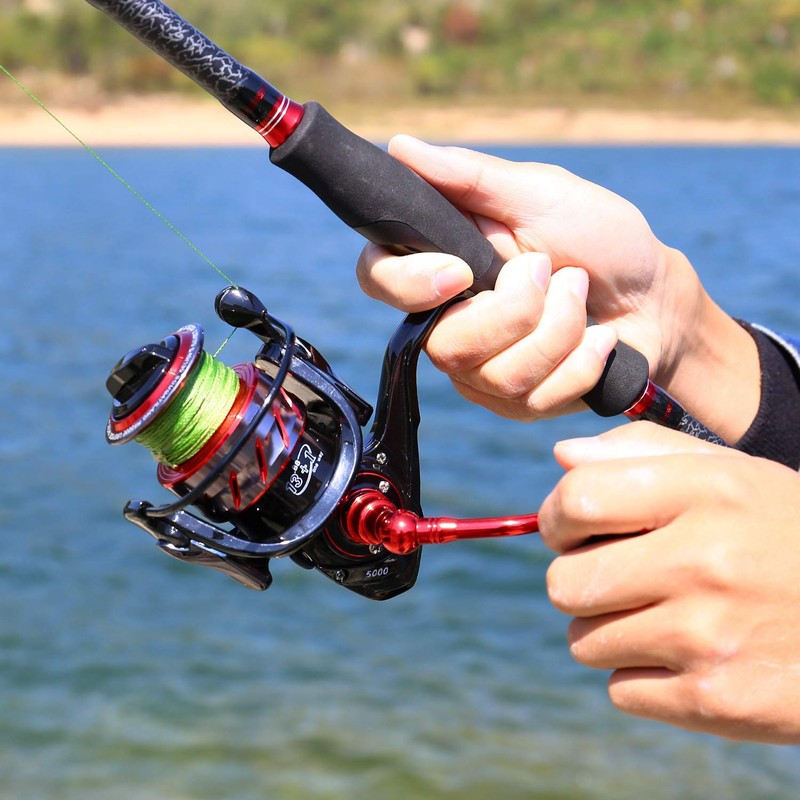 Sougayilang Spinning Reels Light Weight Ultra Smooth Powerful Fishing Reel