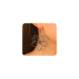 Gold Big Flower Statement Earrings for Women Dangling Boho Vintage Large Daisy Floral Petal Hook Earrings Handmade Wire Wrap Floral Dangle Earrings (Black)