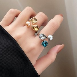 Pearl Crystal Statement Ring for Women Adjustable Expandable Promise Engagement Geometric Rings Open Stacking Comfort Fit Fashion Art Deco Birthday Wedding Christmas Jewelry Gift Cocktail Party (Gold)