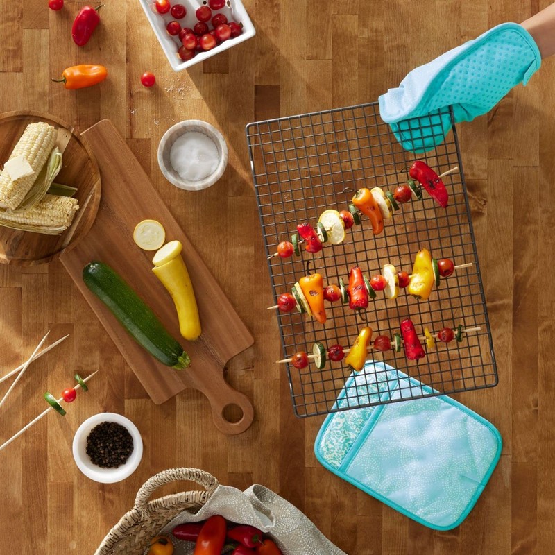 Tommy Bahama Island Tile Oven Pot Holder 2-Pack Set, Aqua