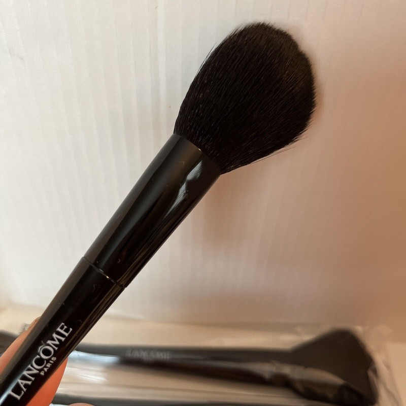 Lancôme 5x Lancome Dual-Ended Cheek&Contour Blush + Eyeshadow Brush Full
