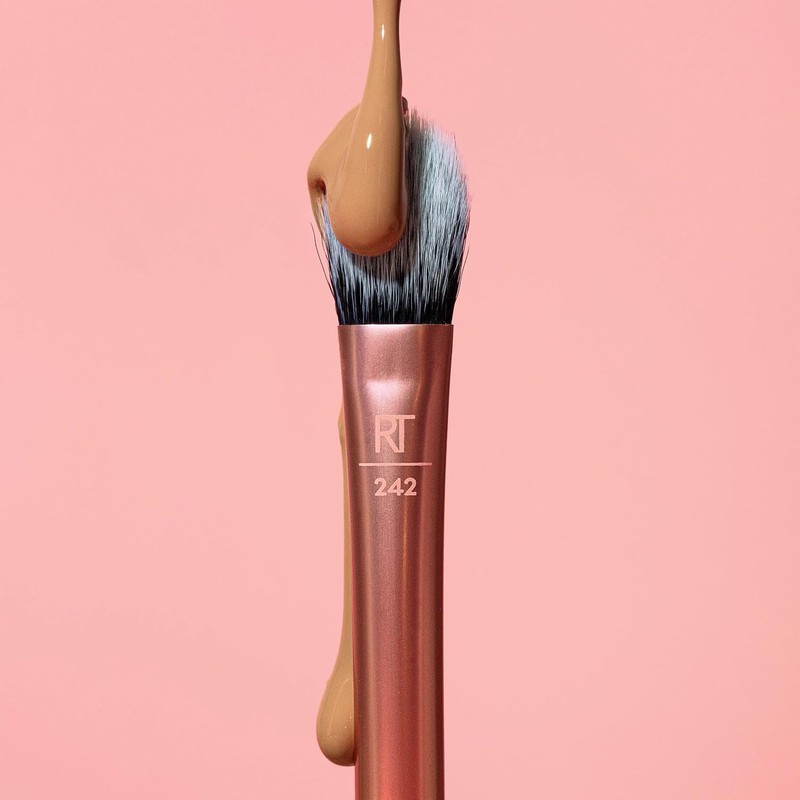 Real Techniques Brightening Concealer Makeup Brush
