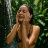 Gel De Baño Exfoliante De Flor De Cerezo Y Vainilla