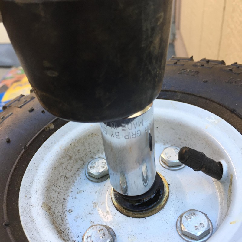 Push-On Pushnut, 5/8 Spring Steel, Black, Phosphate & Oil, 2-Piece