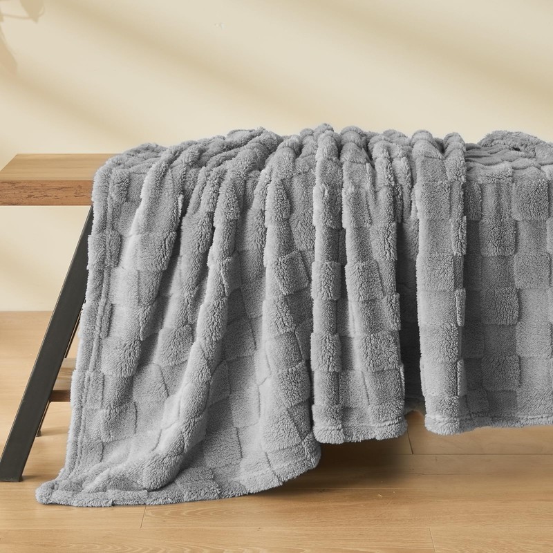 Fleece Throw Blanket for Sofa - Soft Checkered Single Blankets