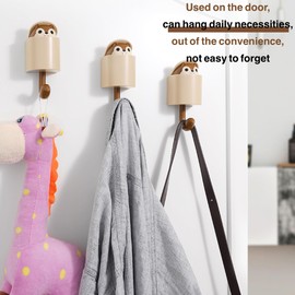 GCFTIFF 2 Pcs Creative Squirrel Cute Pet Key Holder Wall Mount, Command Hooks,siding Hooks,Hook for Coat, Scarf, Hat, Towel, Bag, Utility Hook for Wall Hanging Decorations, Small Keychain Hook