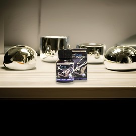 Professional Ceramic and Surface Chrome Mirror Effect and Metalizer Solution 50cc, Liquid Chrome Paint, Silver Mirror Paint for Metal, Covers 2 Square Meters