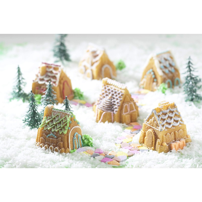 Nordic Ware Cozy Village Gingerbread House, 6 Cups, Silver