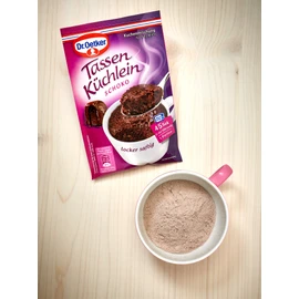 Dr. Oetker Tassenküchlein Schoko, 12er Pack, 12 x 55 g, Kuchenmischung für ein Schoko-Küchlein in der Tasse, Tassenkuchen für die Mikrowelle, einfach zubereitet, vegetarisch