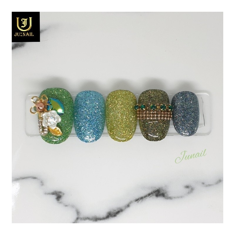 Winter Flower Handmade Nail Tips - Long Almond / 겨울꽃