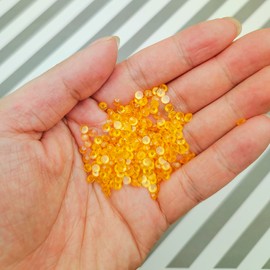 Mulutoo 8000Pcs 3MM Resin Flatback Rhinestones, Glow in The Dark Transparent Flatback Rhinestones Crystal for Crafts, Tumblers, Mugs, Bottles, Nails, Loose Bling Diamond Gems Stone(Crystal Yellow-6)