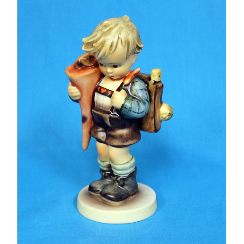 Hummel Figuring 80 Little Scholar