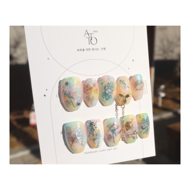 Handmade nail tips - Fiona - Short Almond / 수제네일팁