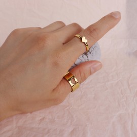 JeanBeau Gold Heart Matching Rings for Women Girls, Valentine Dainty Statement Adjustable Open Love Couples Wide Band Wedding Prom Promise Jewelry Gift.