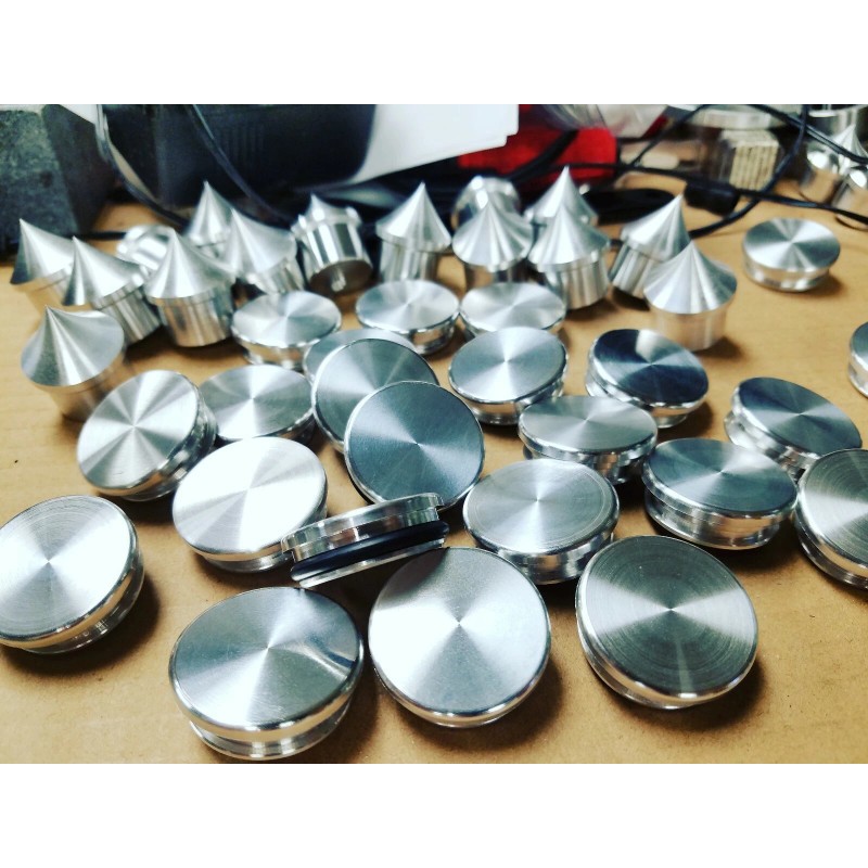 Winters Machining LLC SUZUKI INTRUDER REAR FRAME PLUG CAPS