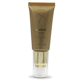 Lumed Base Fluida de Maquillaje, Aclarante y Despigmentante, Protector Solar SPF 50, caja con tubo de 40 gr (Tono Oscuro)