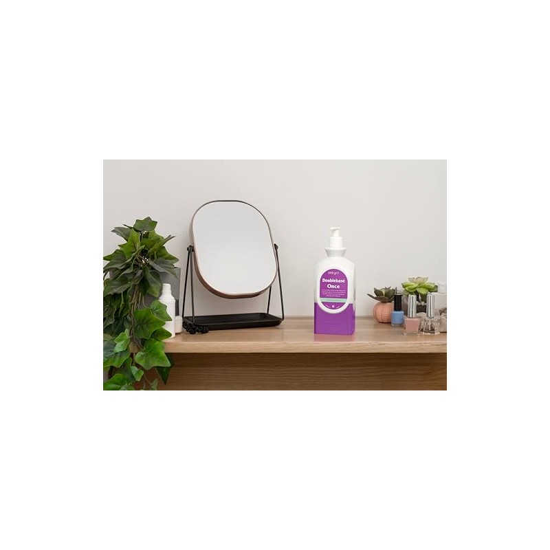 Doublebase Once Emollient Gel. Once-daily, highly moisturising, protective gel for