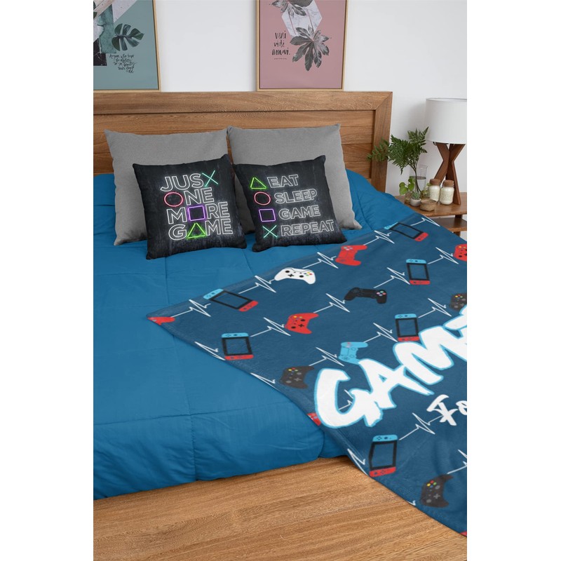 Gamer For Life Fleece Blanket - Gaming Controller Beats Design