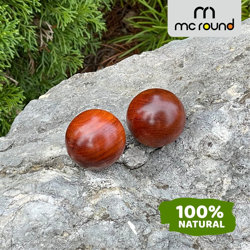 Two Elegant Maidu Wooden Balls 45 mm for Relaxing Hands