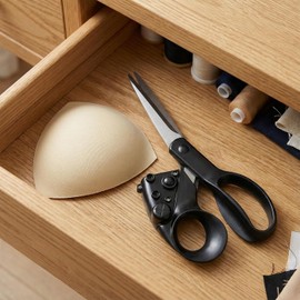 Professional laser guided fabric scissors, Capable Of Fast Direct Cutting, Suitable For Fabric Paper Art, Upgraded Ergonomic Handle