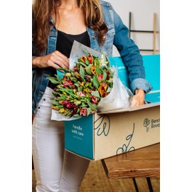 Benchmark Bouquets - 25 Stem Peruvian Lilies (Glass Vase Included) - Fresh Flowers for Delivery - Gift for Graduation, Birthday, Anniversary, Sympathy, Get Well, Congratulations