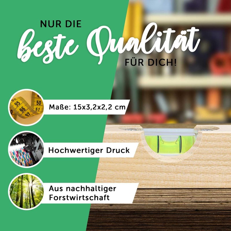 GRAVURZEILE Bedruckte Wasserwaage - Papa Fistbump - Personalisiert mit Namen