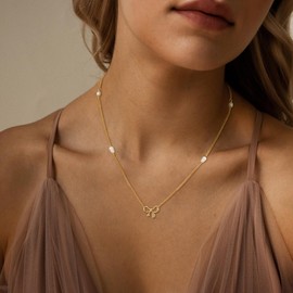MFRYK Gold Necklace For Women,Bow Necklace 14K Gold Plated Cute Small Bow Pendant Pearl Choker Chain Necklace Dainty Necklaces For Women Gold Jewelry Gift