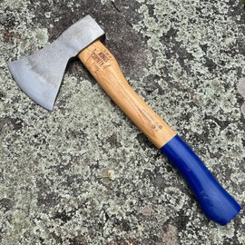 Kings County Tools Small Camping and Hiking Axe, Split Fireplace or Campfire Wood, 15” Hickory Handle, 4-1/2” Cutting Edge Width, Lightweight for Easy Trail Carry