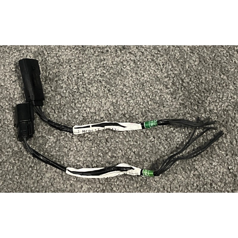 Ford (2) MCDG1T-14B475-