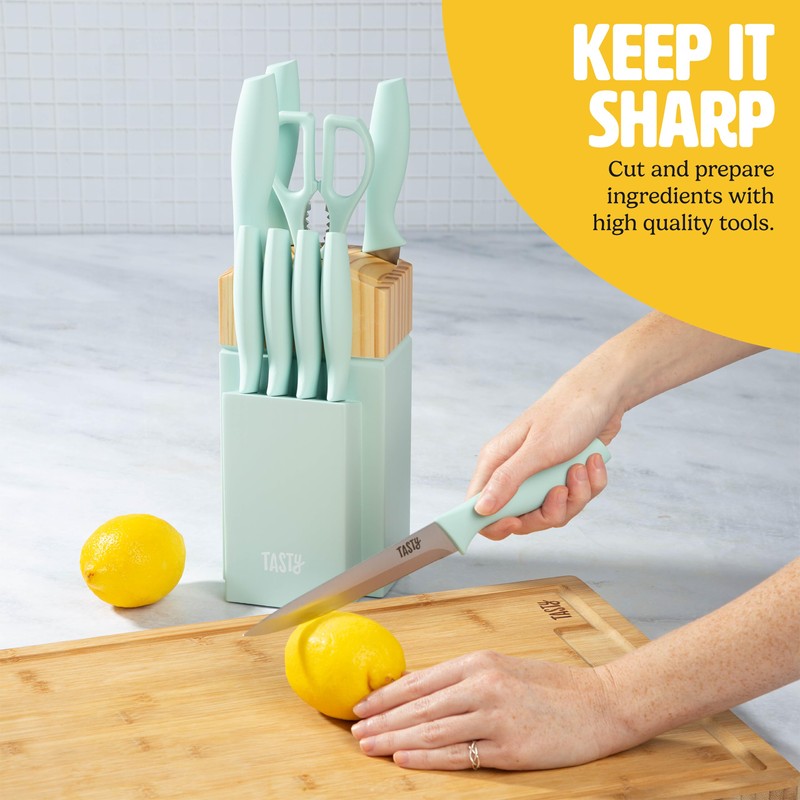 Tasty Kitchen Knife Set with Block, Cutlery Set includes Chef,