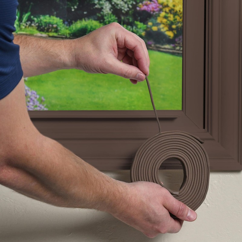 M-D Building Products Replaceable Caulk Cord Weatherseal: Quick and Effective