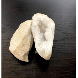 CRYSTALMIRACLE 162 Grams Natural Rock GEODE Clear Quartz Crystal Healing Reiki FENG Shui Home Office Gift Positive Energy Metaphysical Gemstone Peace Power Spiritual VAASTU