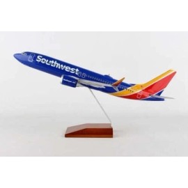 SOUTHWEST AIRLINES  737- MAX 8 1:130 N8706W DESK MODEL SKYMARKS - EXECUTIVE