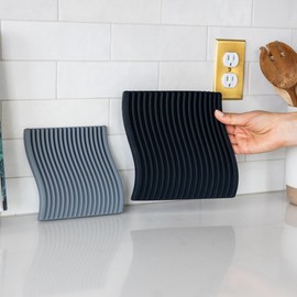 Just Simplicity - Premium Silicone Trivet Set, Freestanding Bendable Design, Kitchen Decor - Durable & Stylish Heat-Resistant Countertop Protector (Monochrome, Set, Wave)