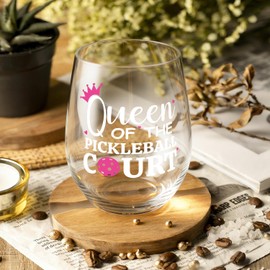 Yanprint Queen of the Pickleball Court Pickleball Gifts for Women Wife Mom Grandma Aunt Girlfriend Bosslady Teamleader Coworker, Stemless Wine Glass 15oz for Birthday Christmas Mother's Day