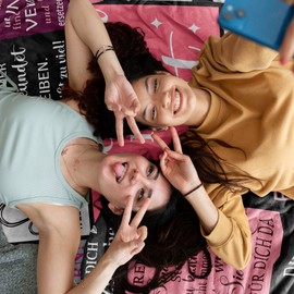 YESTUTI Best Friend Gifts, Gift for Best Friend, Birthday Gift, Bestie Gift, Friendship Gift, Girlfriend Gift, Friendship Gifts, 150 x 130 cm Blanket