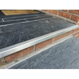 Stainless steel angle length: 100 cm, 90 degree leg: 60 x 25 mm, triple edged angle profile, stainless steel K240