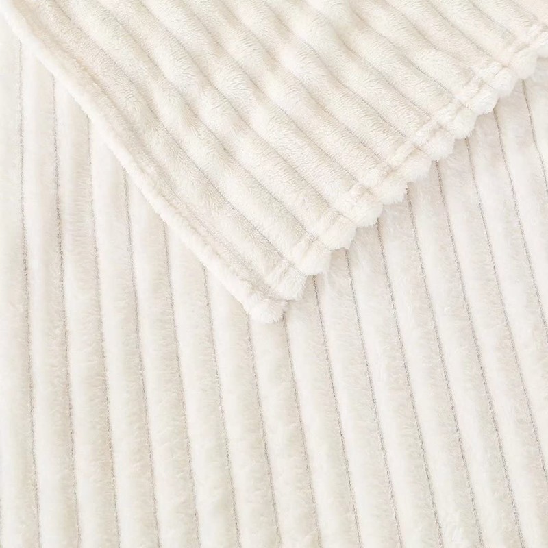 QOFLY Soft Cuddly Blanket, White, 150 x 200 cm, Gift